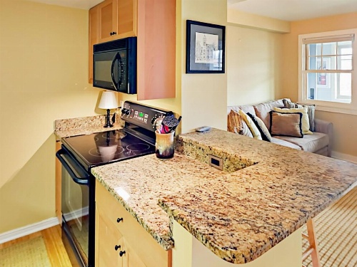 37 Hiawassee Condo Unit E302 image 10